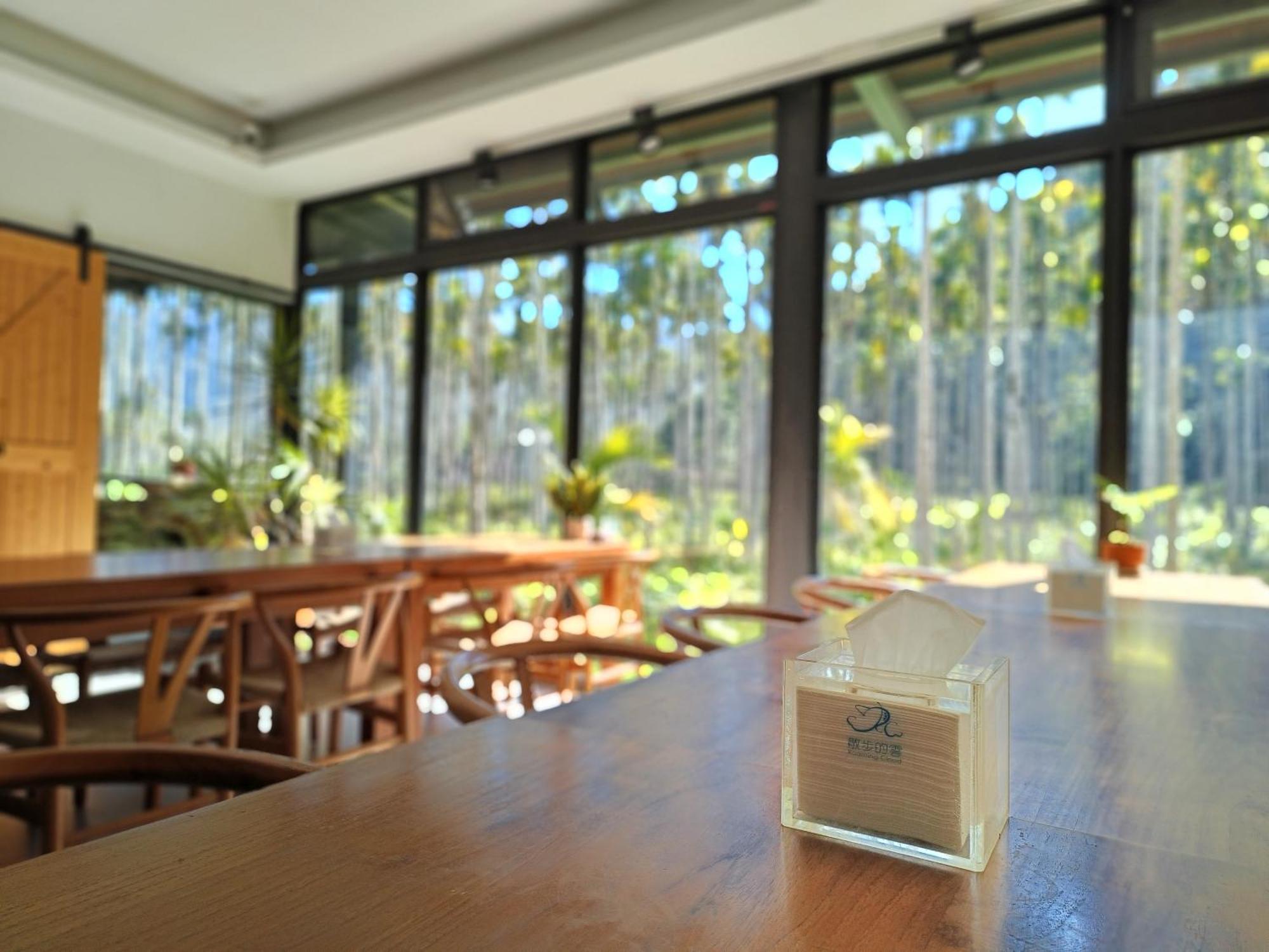Roaming Cloud Sun Moon Lake B&B Yuchi Eksteriør billede